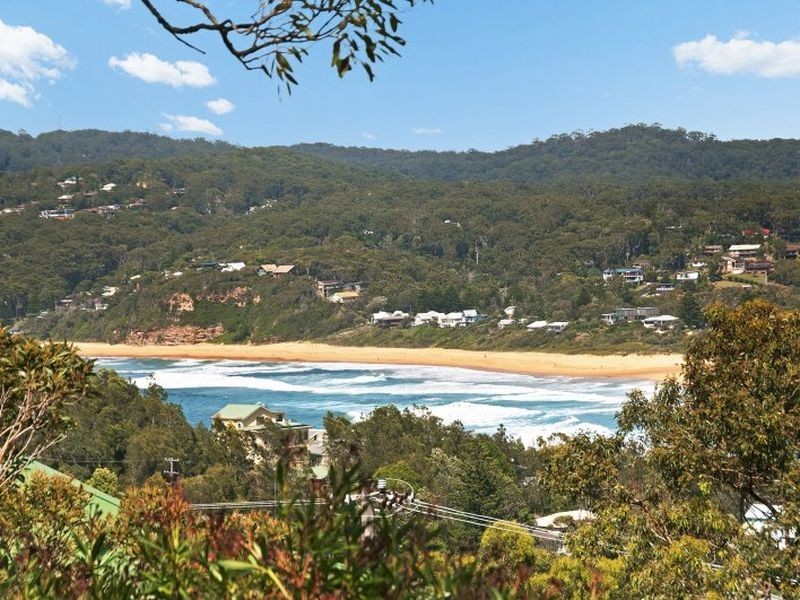 110 Del Monte Place, Copacabana NSW 2251