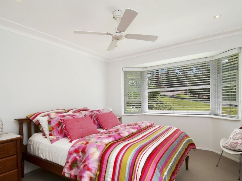 37 Lake Shore Drive, North Avoca NSW 2260