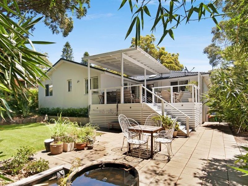 16 Peel Street, Avoca Beach NSW 2251