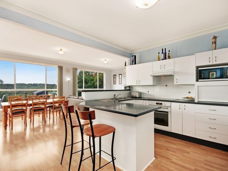 219 Hillside Road, Avoca Beach NSW 2251