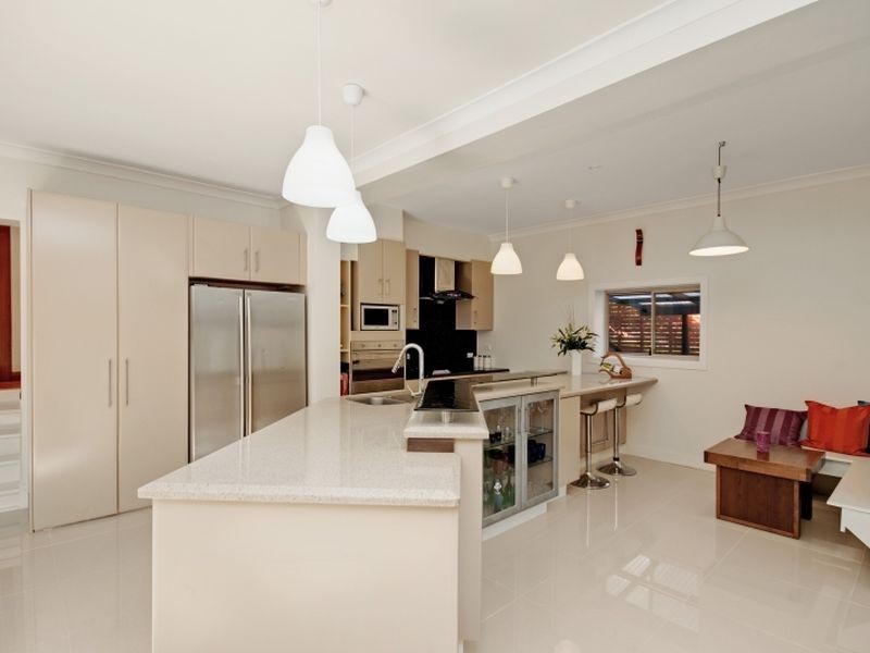 76 The Round Drive, Avoca Beach NSW 2251