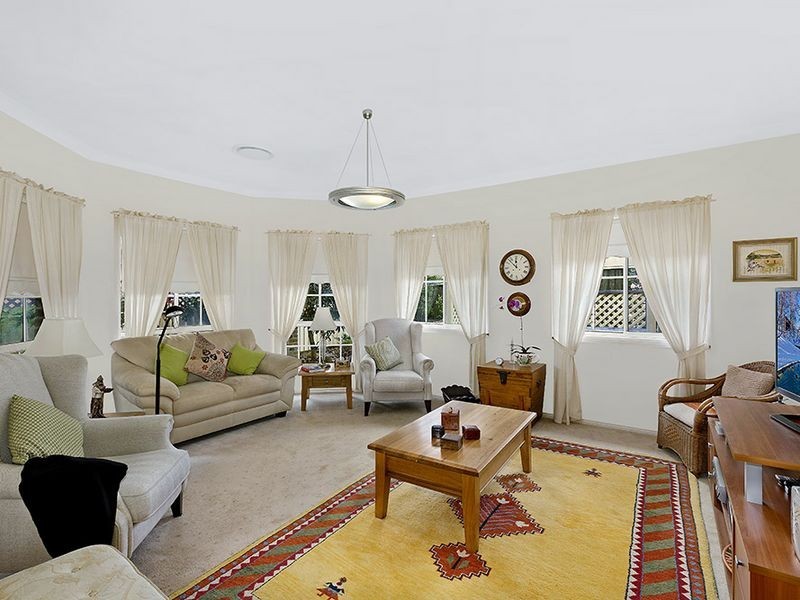 19 Jessie Hurley Dr, Erina NSW 2250