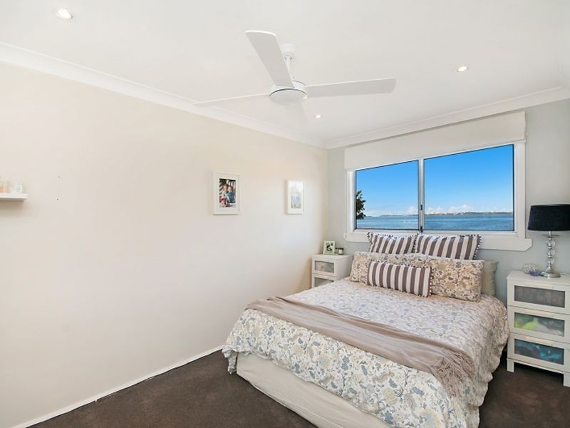 369 Lakedge Avenue, Berkeley Vale NSW 2261