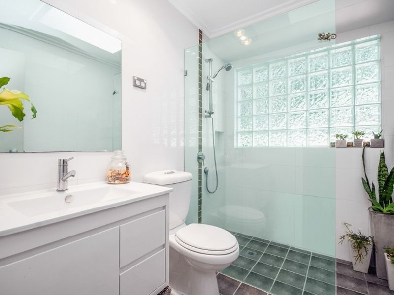 13 Walder Cr, Avoca Beach NSW 2251