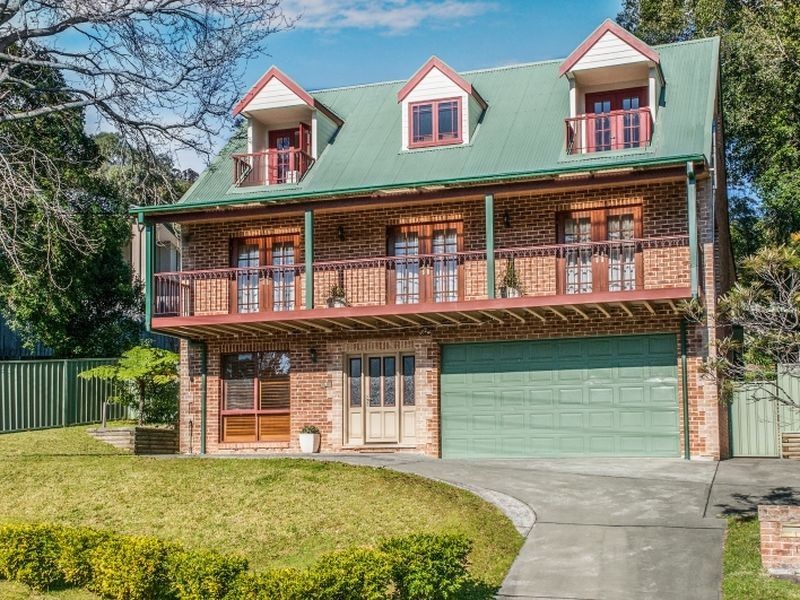 118 The Round Drive, Avoca Beach NSW 2251