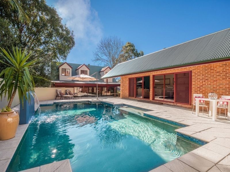 118 The Round Drive, Avoca Beach NSW 2251