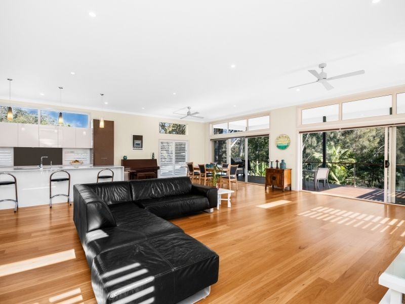 21 Cape Three Points Road, Avoca Beach NSW 2251