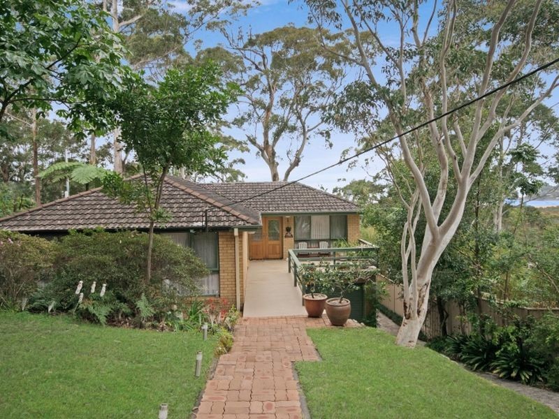 86 Bradleys Rd, North Avoca NSW 2260