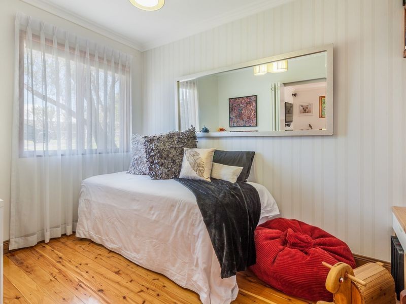 11 Ridgway Road, Avoca Beach NSW 2251