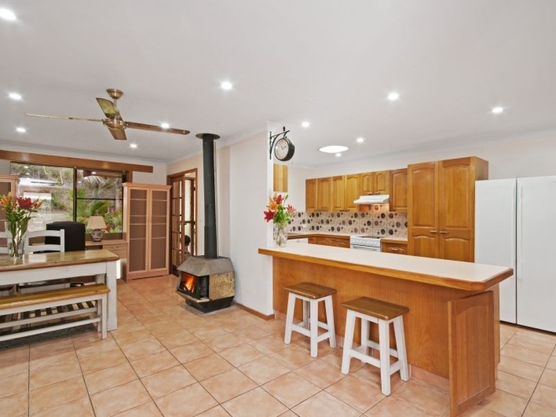 87 Picketts Valley Rd, Picketts Valley NSW 2251