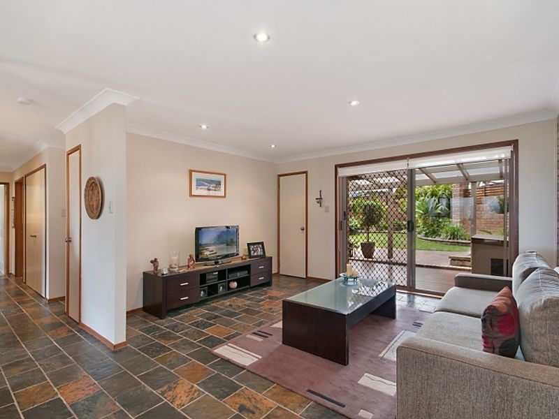 32 Endeavour Drive, Avoca Beach NSW 2251