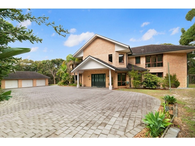 14 South Pacific Drive, Macmasters Beach NSW 2251