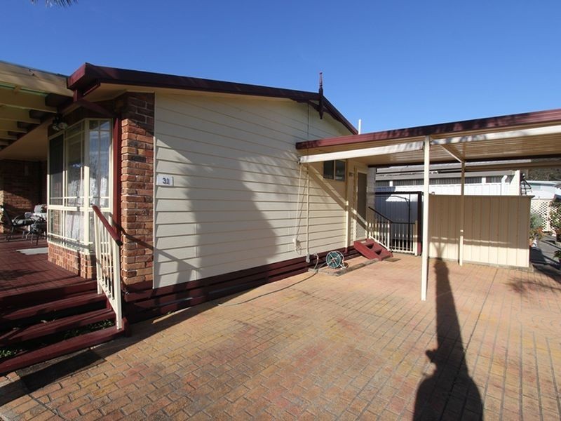 31 First Avenue Broadlands Estate, Green Point NSW 2251