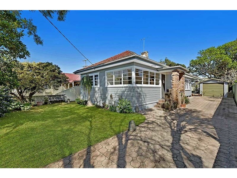 17 Davis Street, Booker Bay NSW 2257