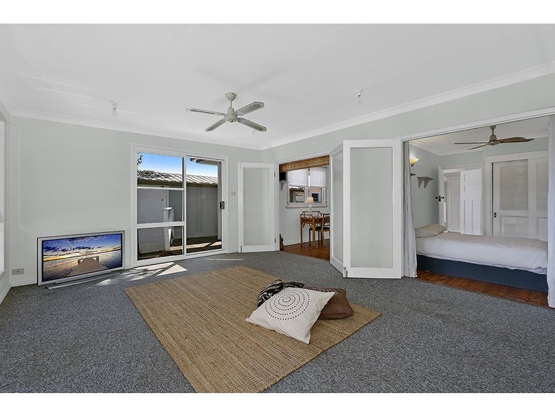 17 Davis Street, Booker Bay NSW 2257