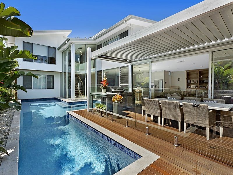 3 North Avoca Pde, North Avoca NSW 2260