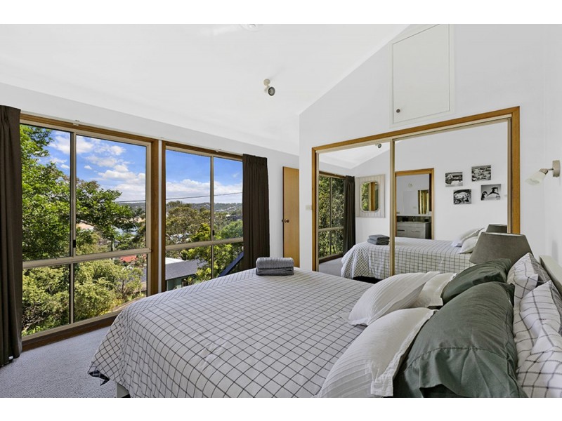 57 Fairscene Crescent, Avoca Beach NSW 2251
