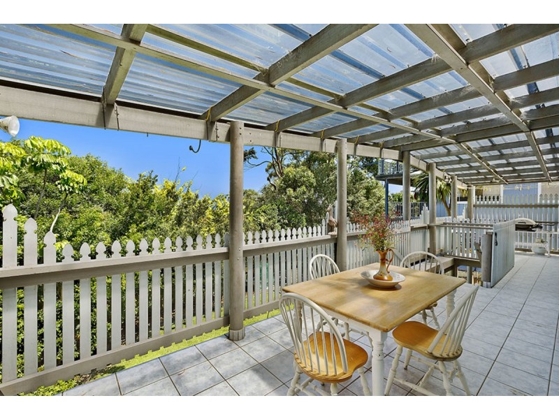 18 Fiesta Crescent, Copacabana NSW 2251