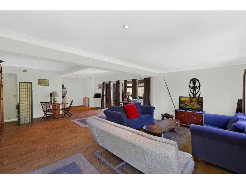 18 Fiesta Crescent, Copacabana NSW 2251