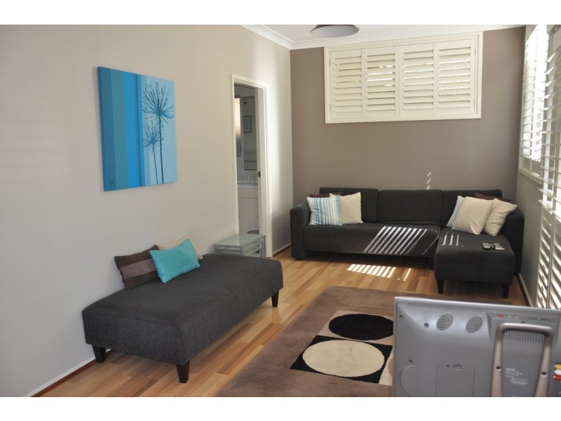 2/102 Copacabana Drive, Copacabana NSW 2251