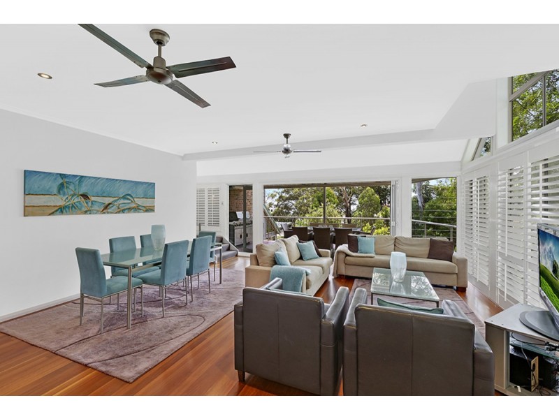 2/27b Ascot Avenue, Avoca Beach NSW 2251