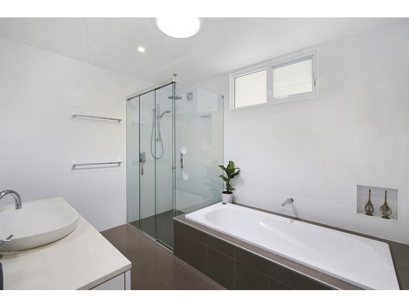 19 Cape Three Points Road, Avoca Beach NSW 2251