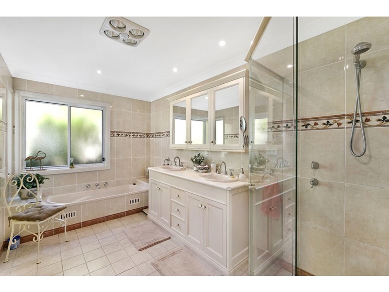 55 Albany Street, Point Frederick NSW 2250