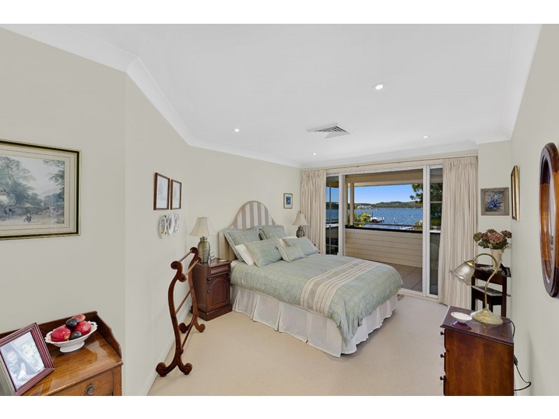55 Albany Street, Point Frederick NSW 2250