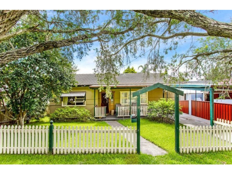 33 Narara Crescent, Narara NSW 2250