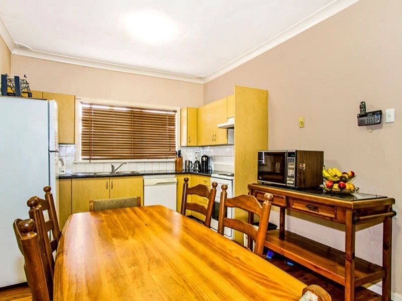 33 Narara Crescent, Narara NSW 2250