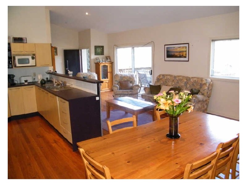 16 Rengbari Place, Avoca Beach NSW 2251