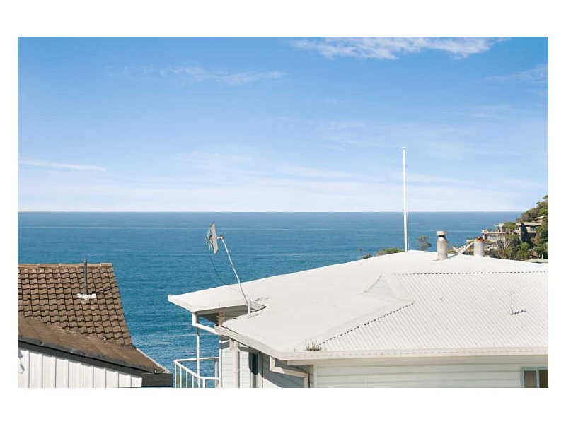 22 Warren Avenue, Avoca Beach NSW 2251