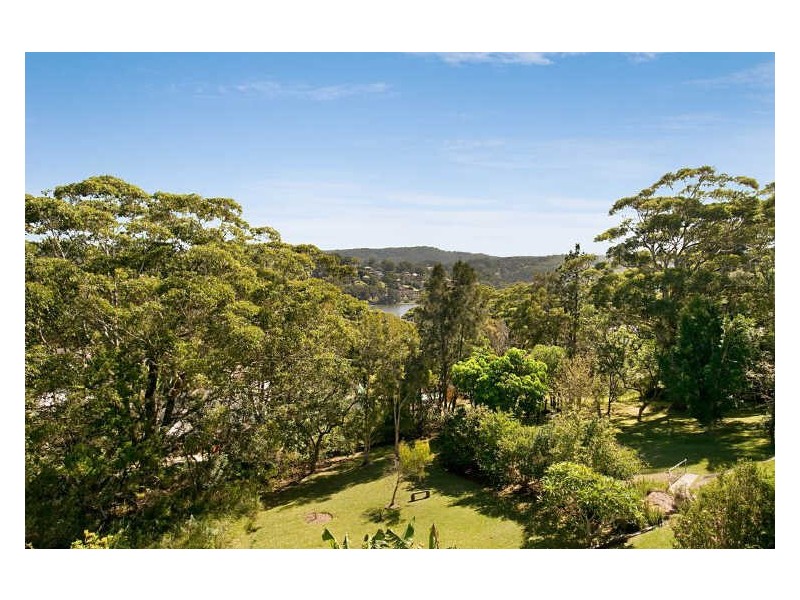 22 Warren Avenue, Avoca Beach NSW 2251