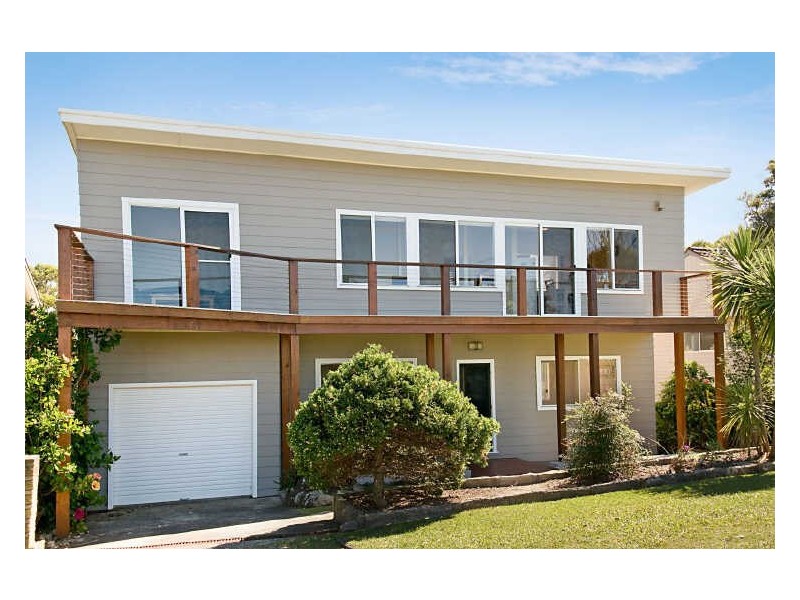 22 Warren Avenue, Avoca Beach NSW 2251