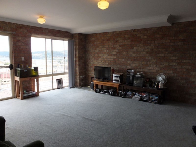 37/145 Faunce Street, Gosford NSW 2250