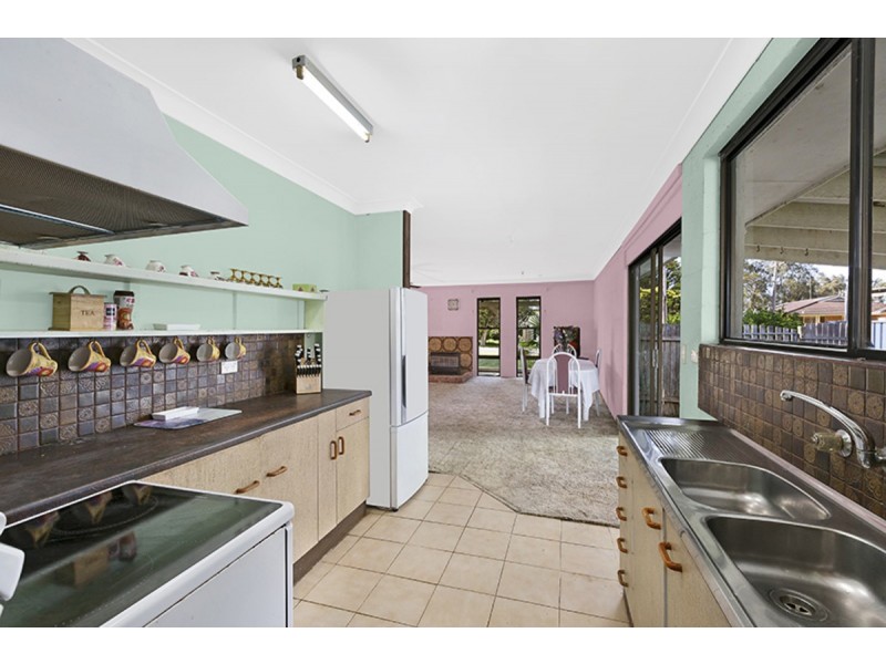 385 Tuggerawong Road, Tuggerawong NSW 2259