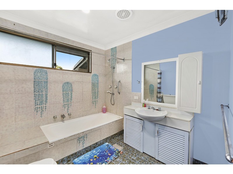 385 Tuggerawong Road, Tuggerawong NSW 2259