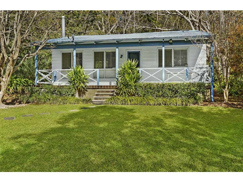 54 Avoca Drive, Avoca Beach NSW 2251