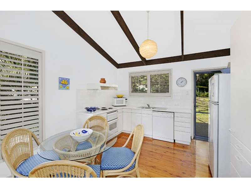 54 Avoca Drive, Avoca Beach NSW 2251