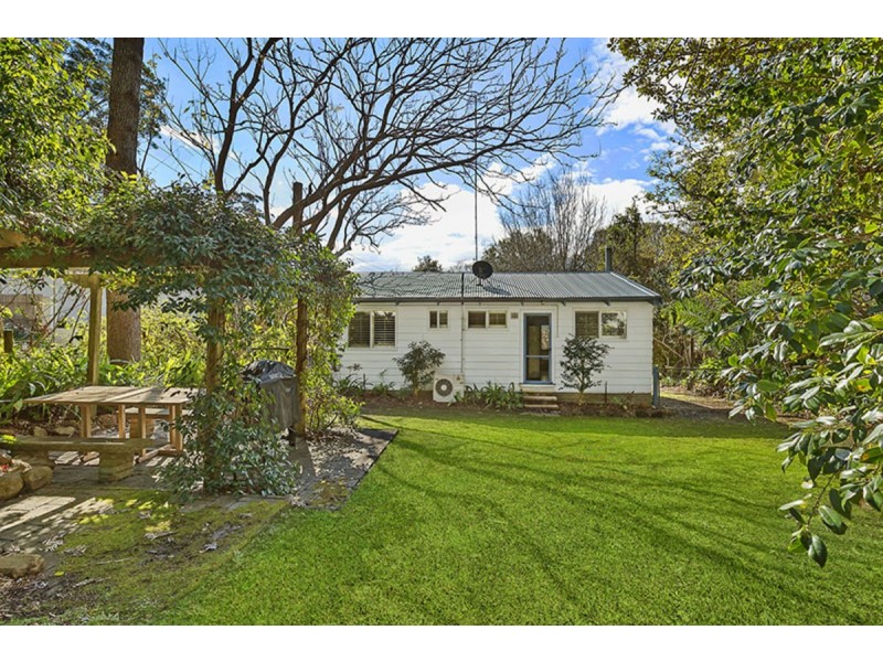 54 Avoca Drive, Avoca Beach NSW 2251