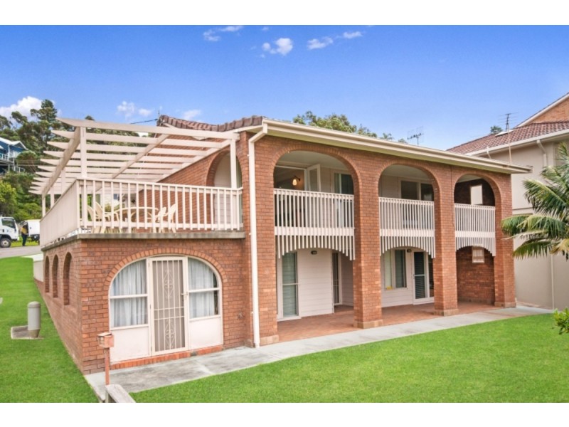 2a Fiesta Crescent, Copacabana NSW 2251