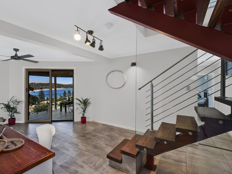 30 Fairscene Crescent, Avoca Beach NSW 2251