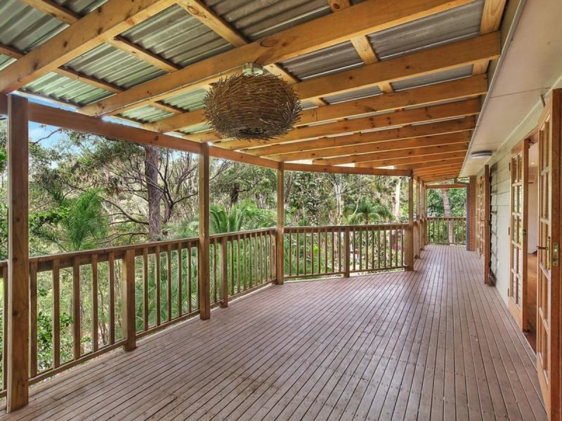 33 Walder Crescent, Avoca Beach NSW 2251
