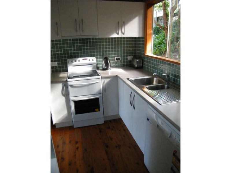 290 The Round Drive, Avoca Beach NSW 2251