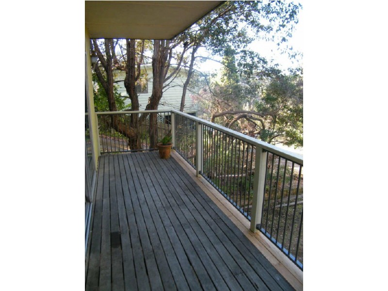 290 The Round Drive, Avoca Beach NSW 2251