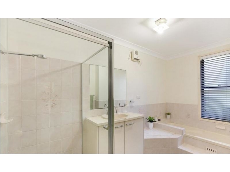 34 walder Crescent, Avoca Beach NSW 2251