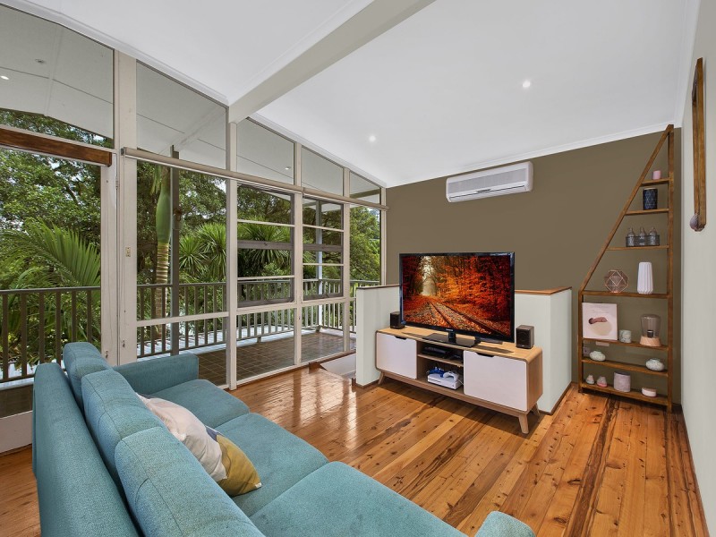 84 Del Mar Drive, Copacabana NSW 2251