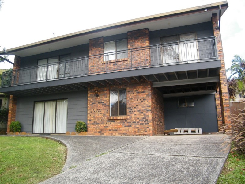 5 Ladera Drive, Copacabana NSW 2251