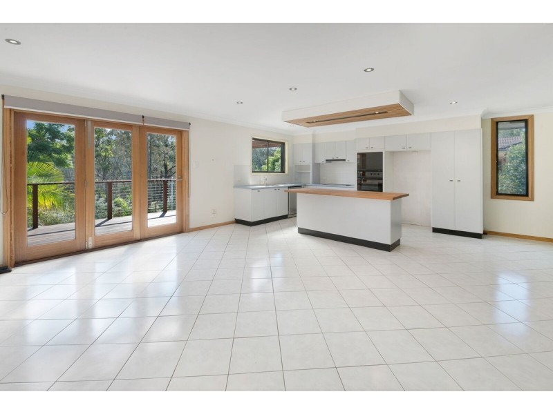 272 Avoca Drive, Avoca Beach NSW 2251