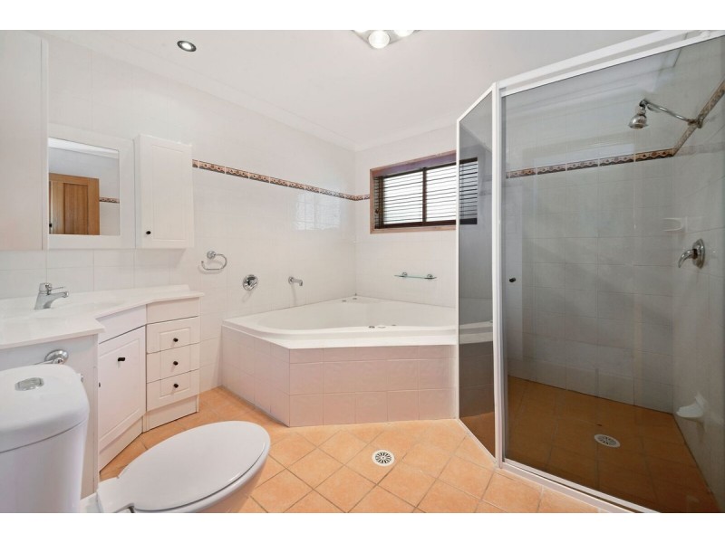 272 Avoca Drive, Avoca Beach NSW 2251